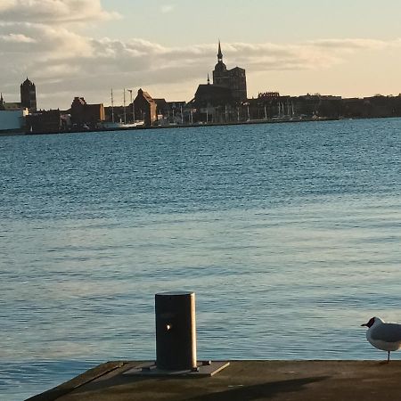 Ferienwohnung Meerblick Og Altefähr Eksteriør billede